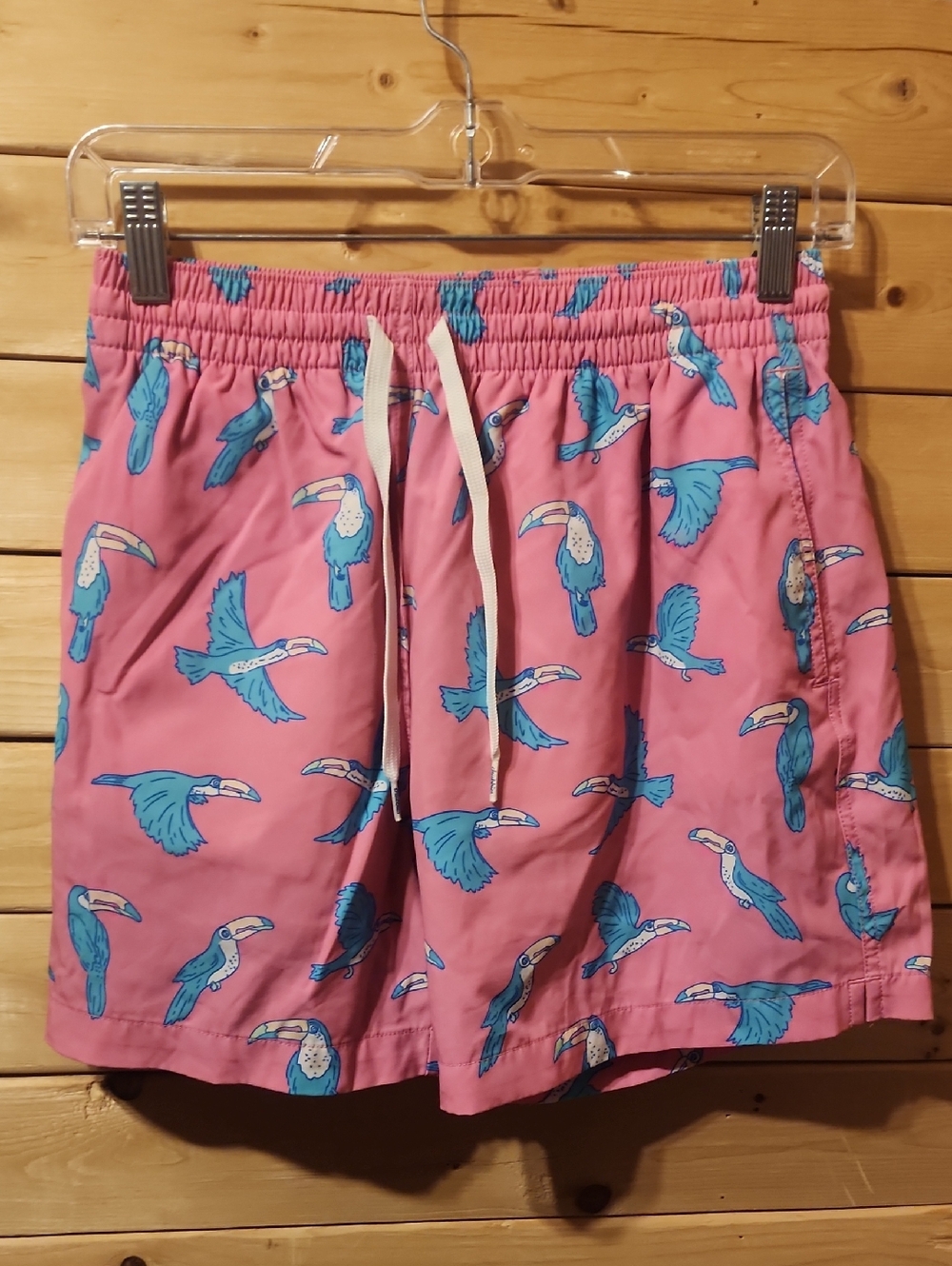 Chubbies Swim Board Shorts with Blue Toucan Print Size Small NWOT
